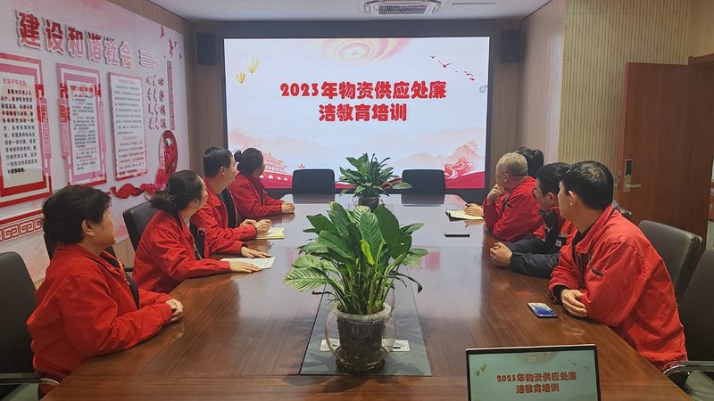 叉车安全规范标准：保障作业安全的关键