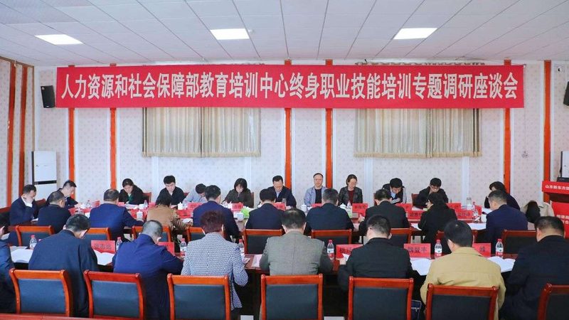 成都叉车上岗证考试全解析：流程、要点与注意事项